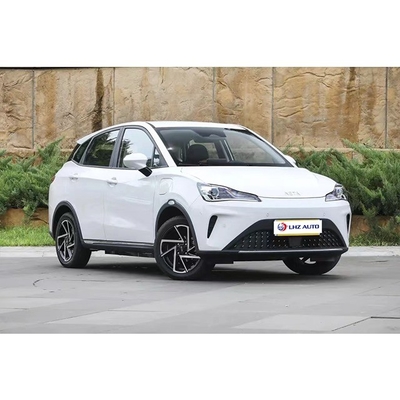 Velocidad máxima 120 Km/h 4070*1690*1540 Nezha 2023 401lite Pequeño SUV de largo alcance Vehículo energético