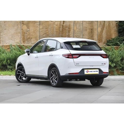 Velocidad máxima 120 Km/h 4070*1690*1540 Nezha 2023 401lite Pequeño SUV de largo alcance Vehículo energético