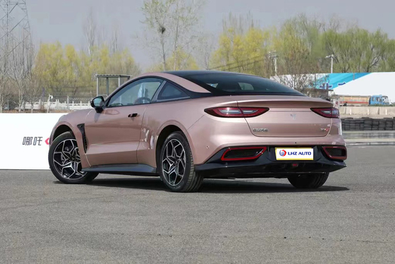 El 2023 Nezha GT es el estado de la técnica 100% eléctrico de los coches deportivos con 3.7s 4WD aceleración