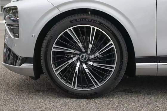 SUV eléctrico de alta velocidad 2023 Xpeng G9 con techo solar panorámico y alcance de 702 km