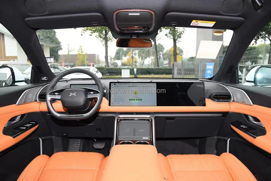 SUV eléctrico de alta velocidad 2023 Xpeng G9 con techo solar panorámico y alcance de 702 km
