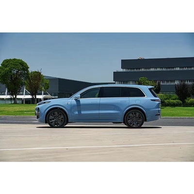 SUV Modelo de lujo mediano a grande LiXiang L9MAX Enchufe de energía en vehículo eléctrico híbrido