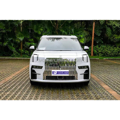 ZEEKR 009 MPV de lujo de 6 plazas con capacidad de batería de 116kWh y tiempo de carga de 0,5 horas