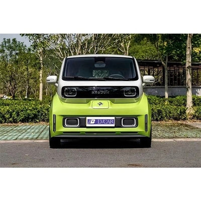 pantalla táctil Wuling Baojun Cuatro puertas cinco asientos vehículo de energía con 4 cambios hacia adelante