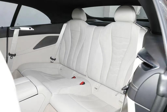 BMW 840i de alta potencia con tracción trasera de ruedas convertibles Coche deportivo con cámara trasera de 360 °
