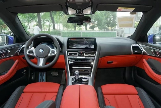 BMW 840i 2023 Auto de alto rendimiento con cuatro puertas y ventana trasera eléctrica