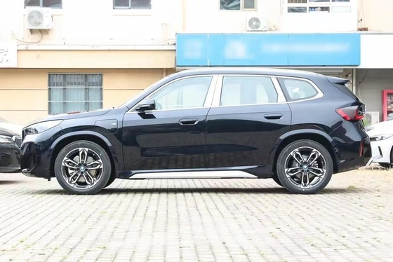 BMW Ix1 Pure Electric LED Leather Oscuro SUV multifunción Base de ruedas 2500-3000mm ACC Aleación automática de aluminio
