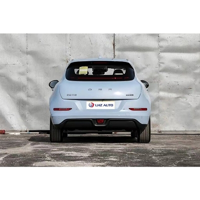 Volante multifunción SUV eléctrico con autonomía de 400-500 km y par máximo